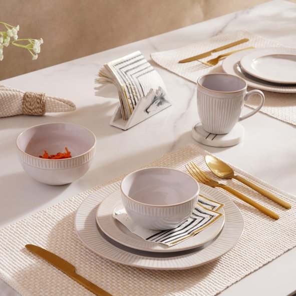Kanto Reactive Glazed 20 Piece Stoneware Dinner Set Beige